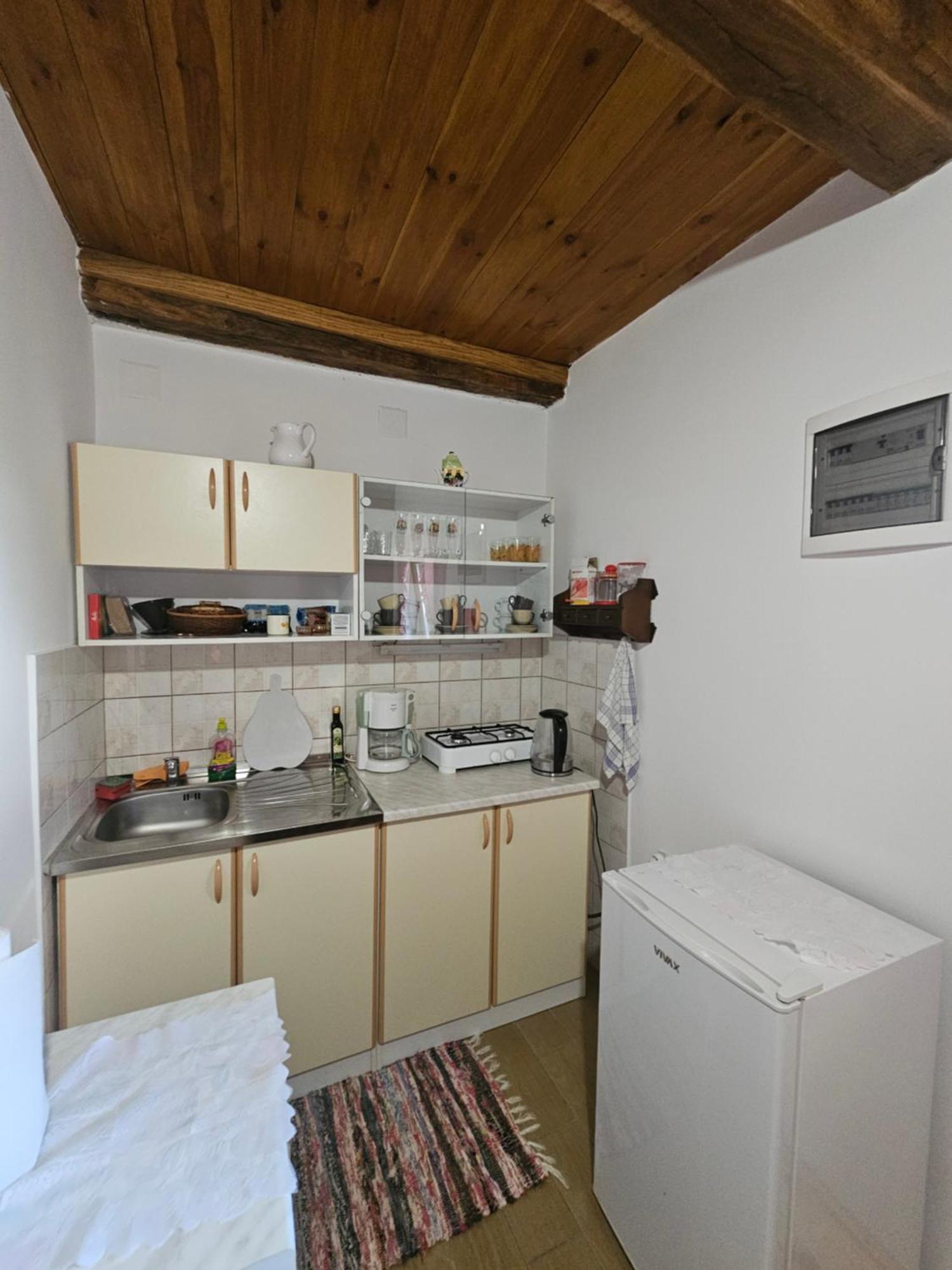 Apartments Kuvarna Cigoc Luaran gambar