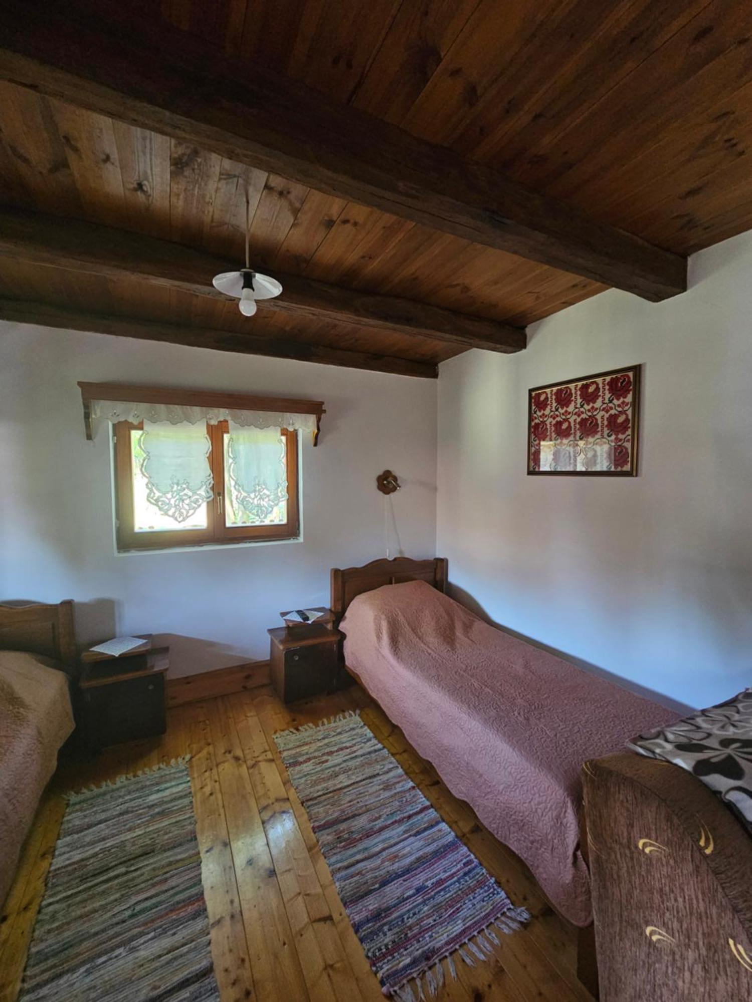 Apartments Kuvarna Cigoc Luaran gambar